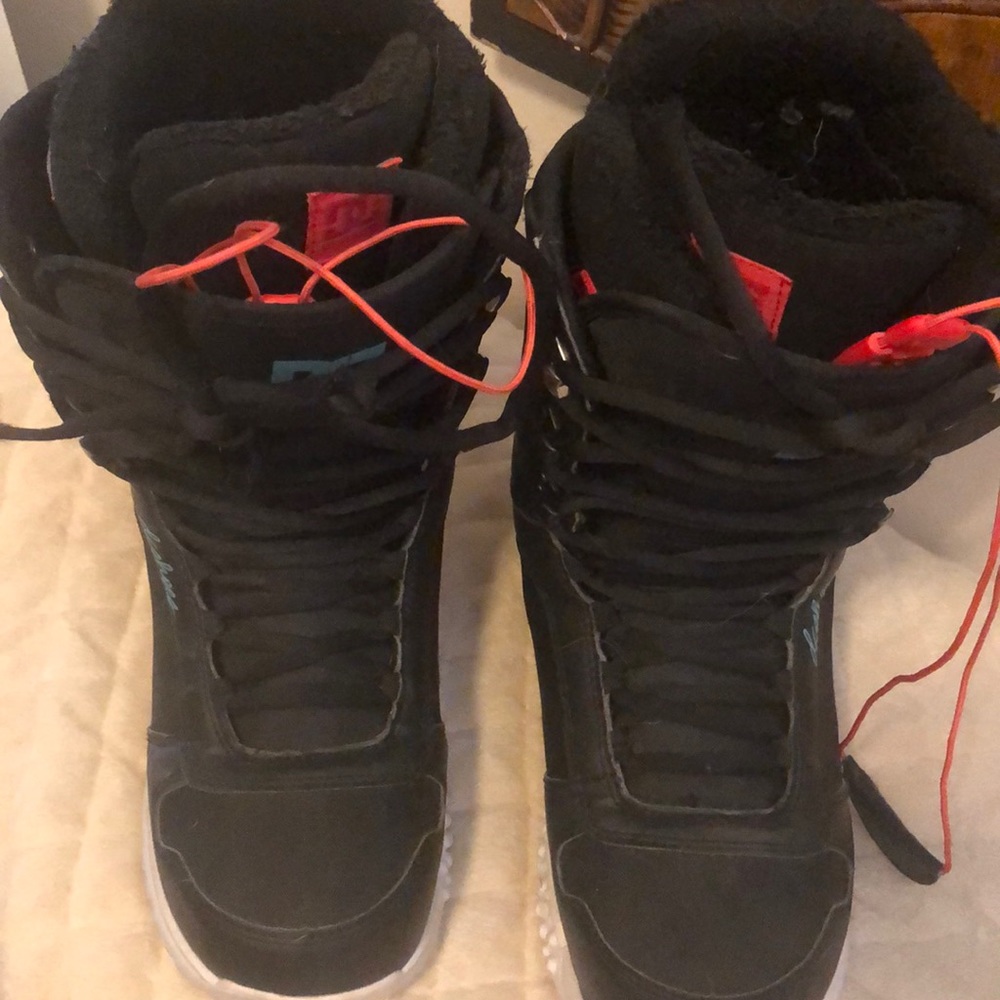 Women’s DC Snowboarding Boots